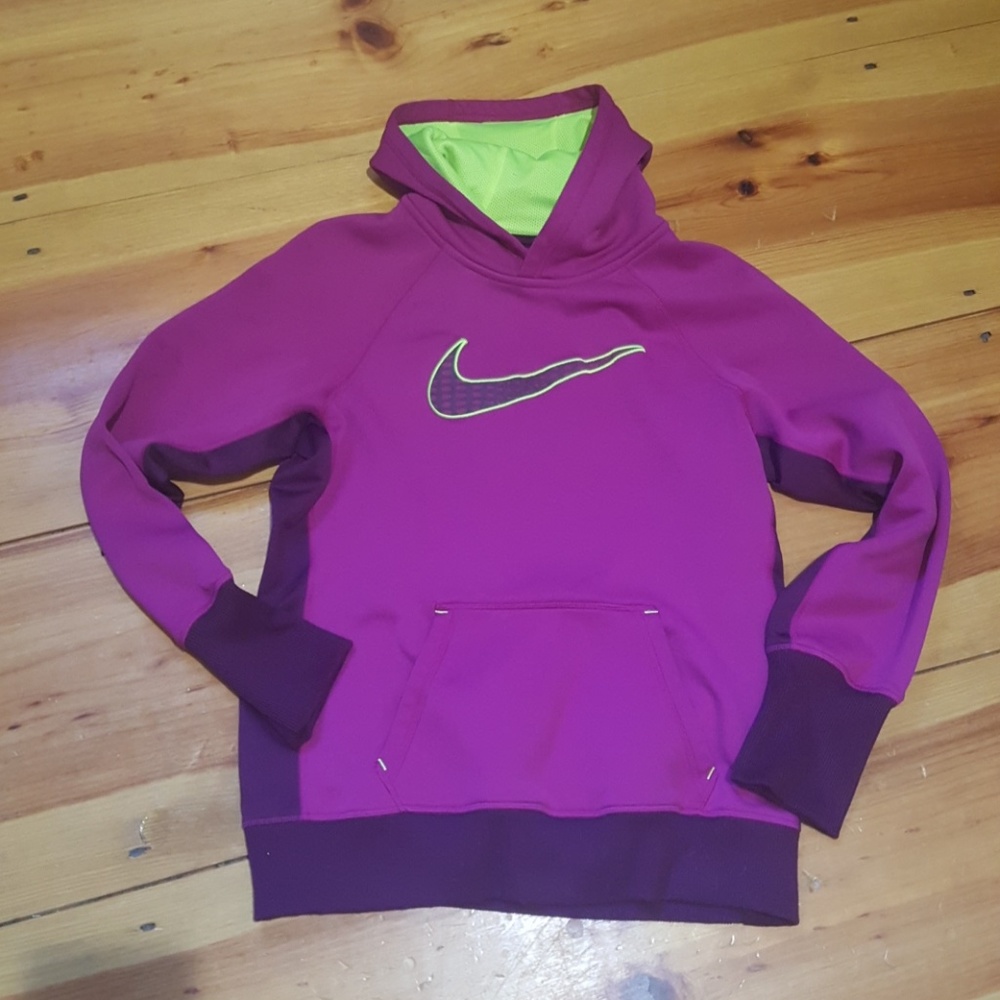 NIKE THERMA-FIT SWEATSHIRT